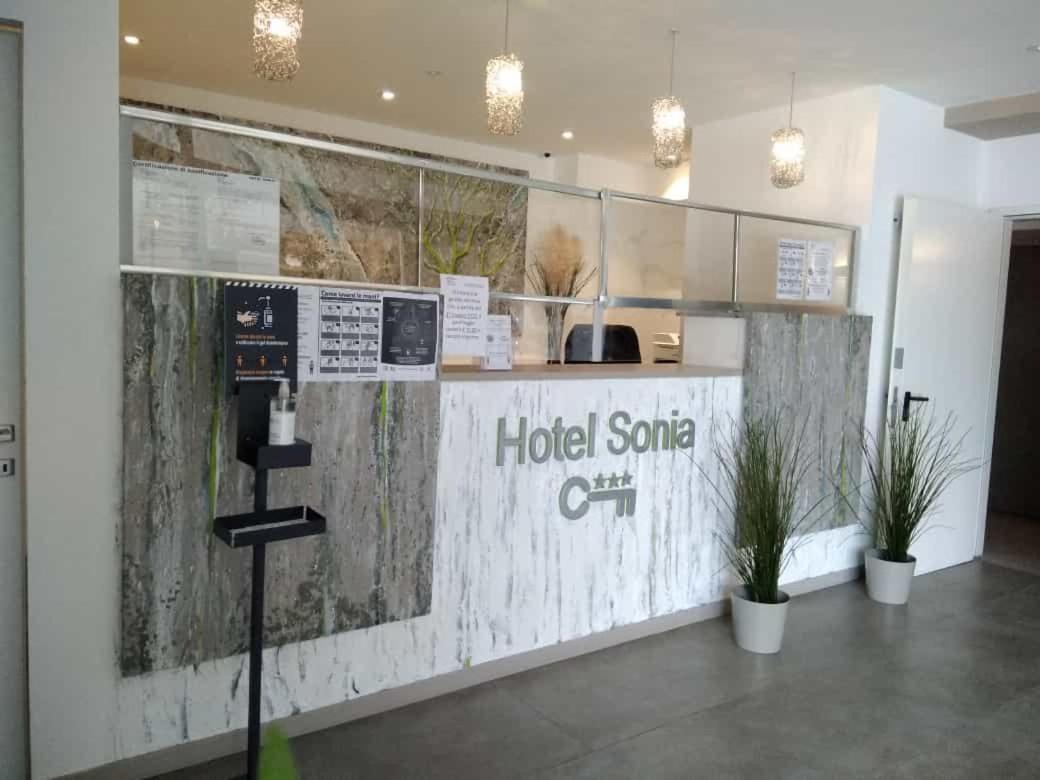 Hotel Sonia Aquilinia Εξωτερικό φωτογραφία